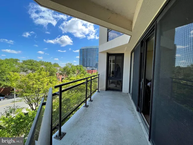 $598,950 | 1530 Key Boulevard, Unit 326, Arlington, VA 22209