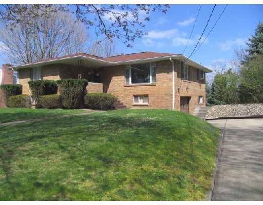 260 Thorne Road Washington, PA 15301 - Photo 1 of 8 Gallery Image 1
