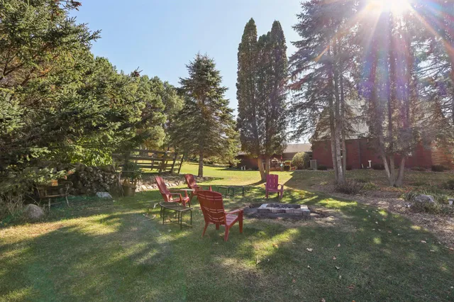 $750,000 | 9080 Hickory Drive, Kewaskum, WI 53040