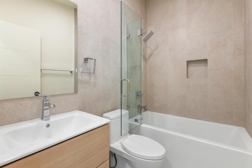 6689 Torres Avenue Joshua Tree, CA 92252 - Photo 32 of 48 a bathroom with a sink toilet and shower
