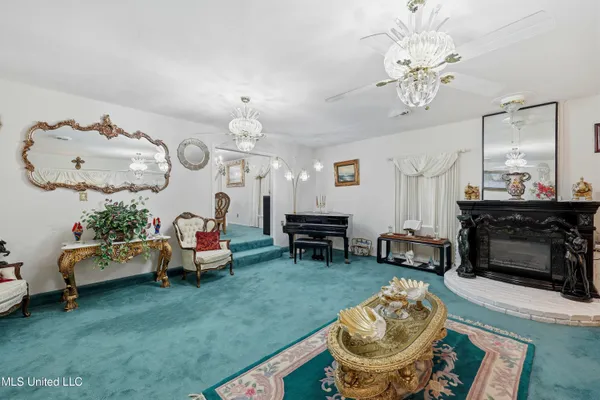$346,000 | 206 Plantation Drive, Vicksburg, MS 39183