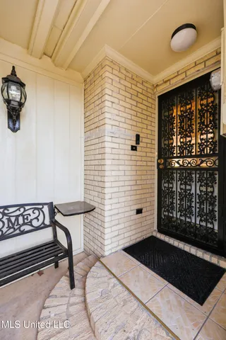 $356,000 | 206 Plantation Drive, Vicksburg, MS 39183