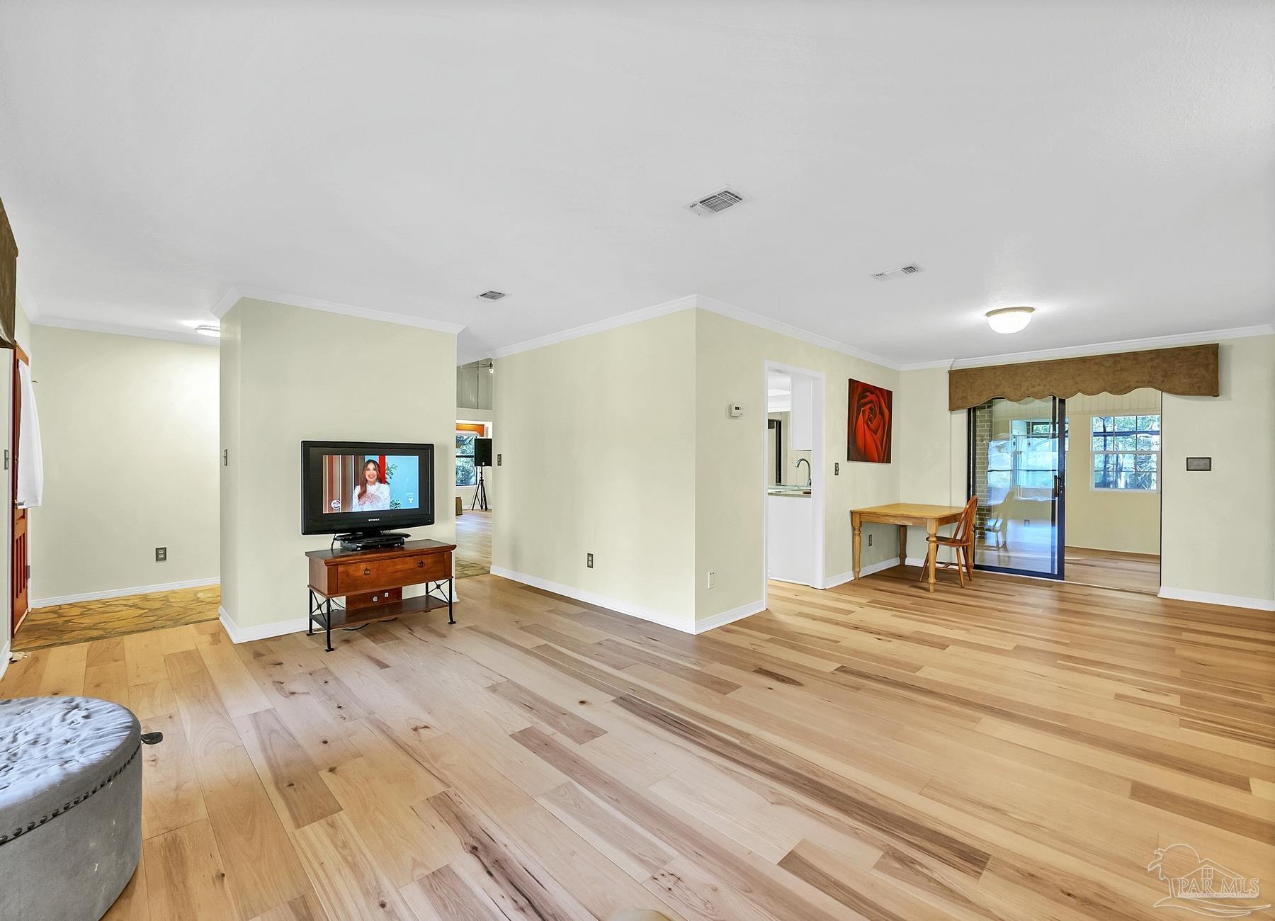 9000 Woodrun Road Pensacola, FL 32514 - Photo 14 of 49 Gallery Image 14