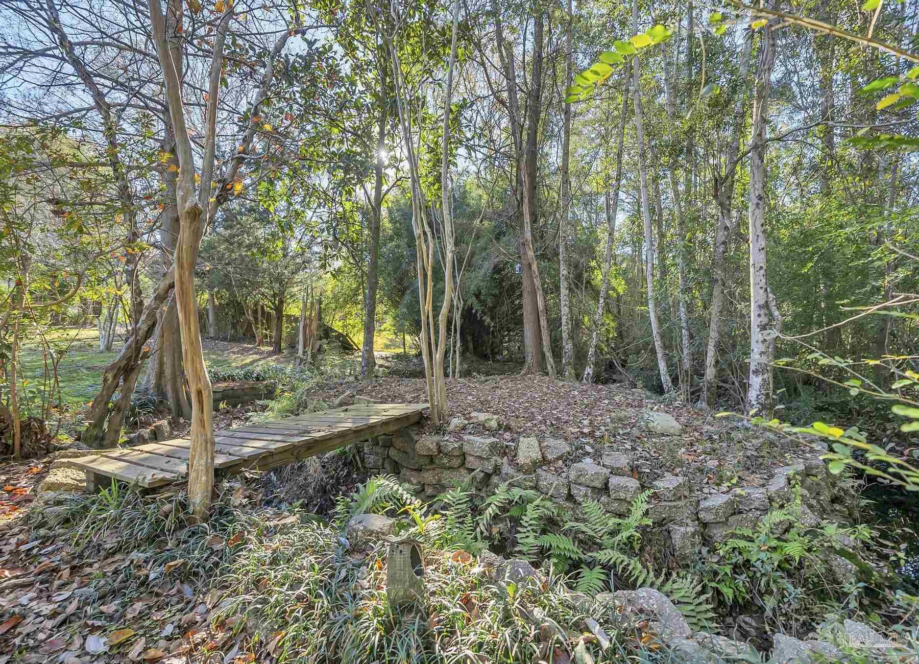 9000 Woodrun Road Pensacola, FL 32514 - Photo 40 of 49 Gallery Image 40