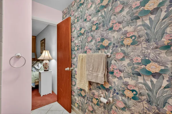 $110,000 | 2929 Southeast Ocean Boulevard, Unit J10, Stuart, FL 34996