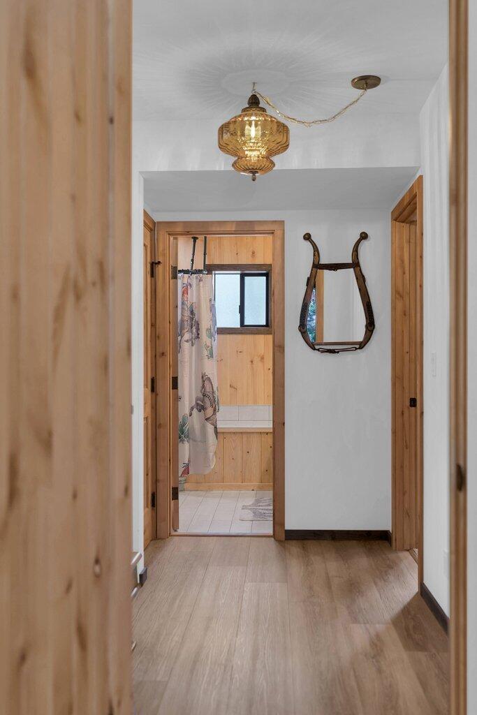 54495 South Circle Drive Idyllwild, CA 92549 - Photo 31 of 65 a view of entryway with workspace