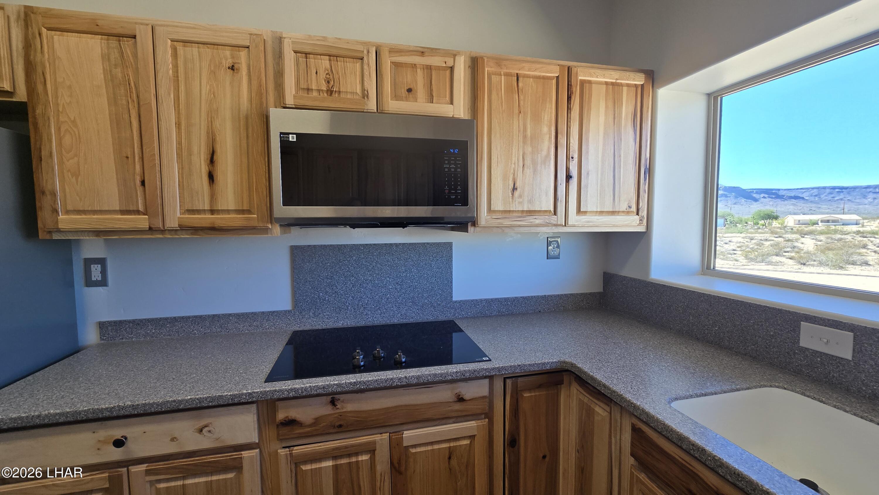 4302 West Speedway Road Yucca, AZ 86438 - Photo 17 of 43