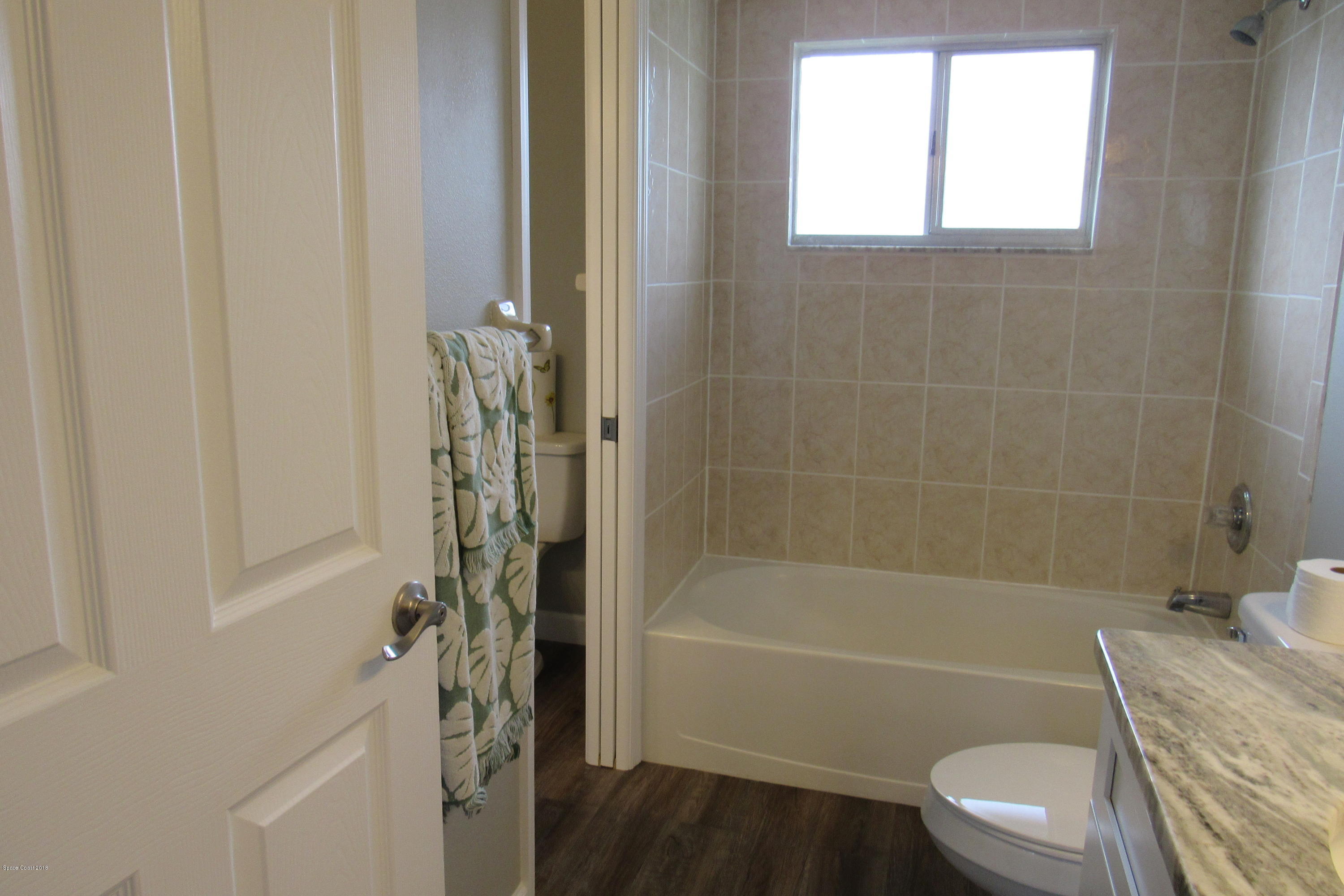 737 Ridge Club Drive, Unit 70 Melbourne, FL 32934 - Photo 14 of 20 BATH