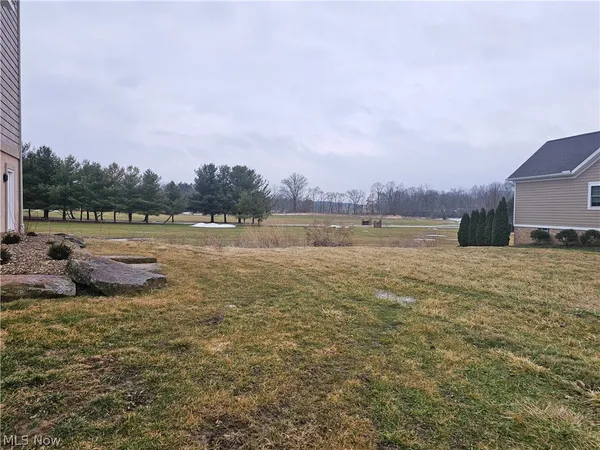 $49,000 | 28 Shores Drive, Youngstown, OH 44514