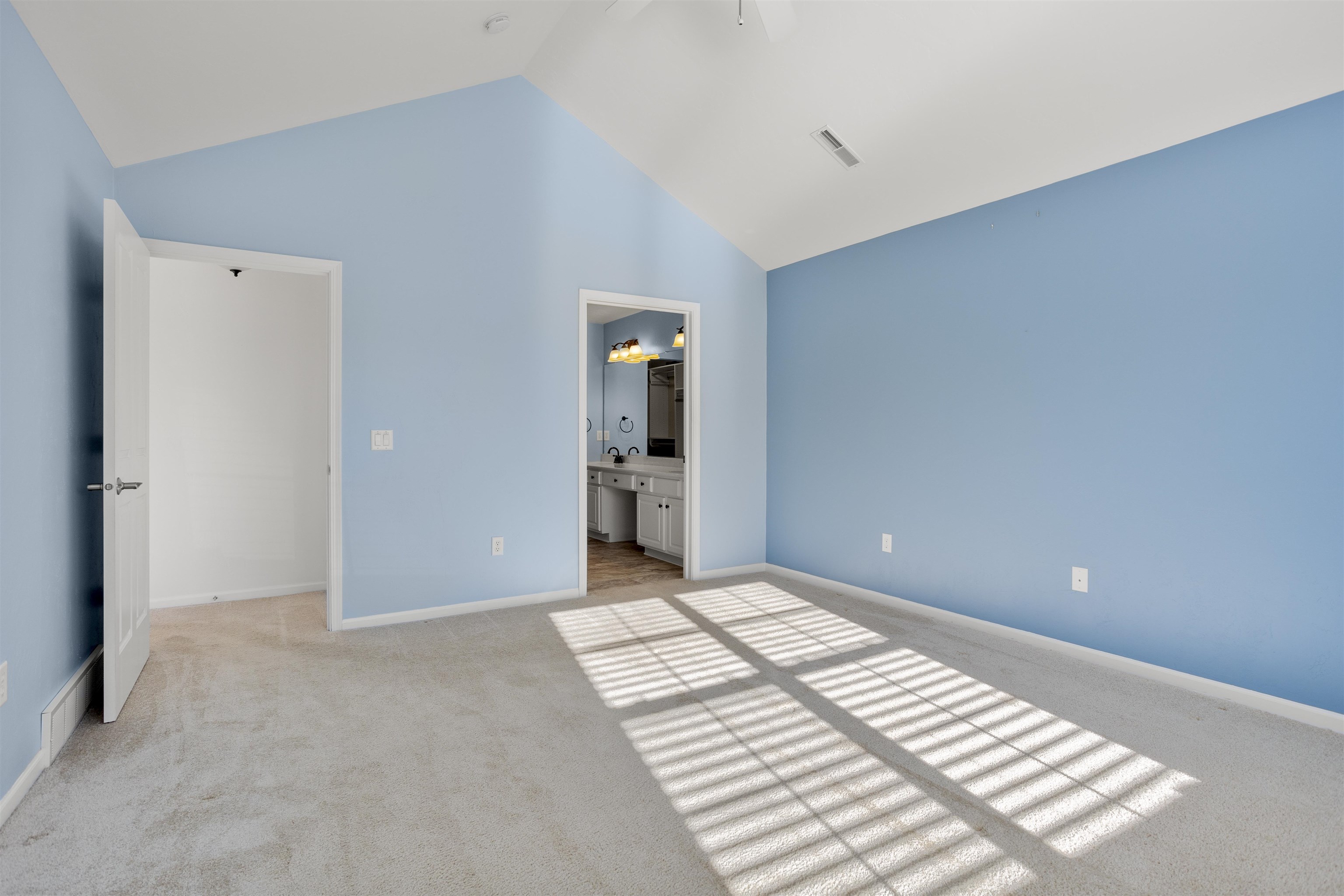 2210 East Tuscany Way Appleton, WI 54913 - Photo 18 of 33