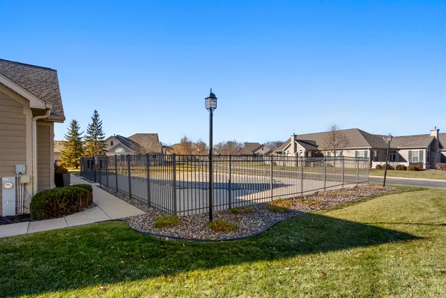 $425,000 | 2210 East Tuscany Way, Appleton, WI 54913
