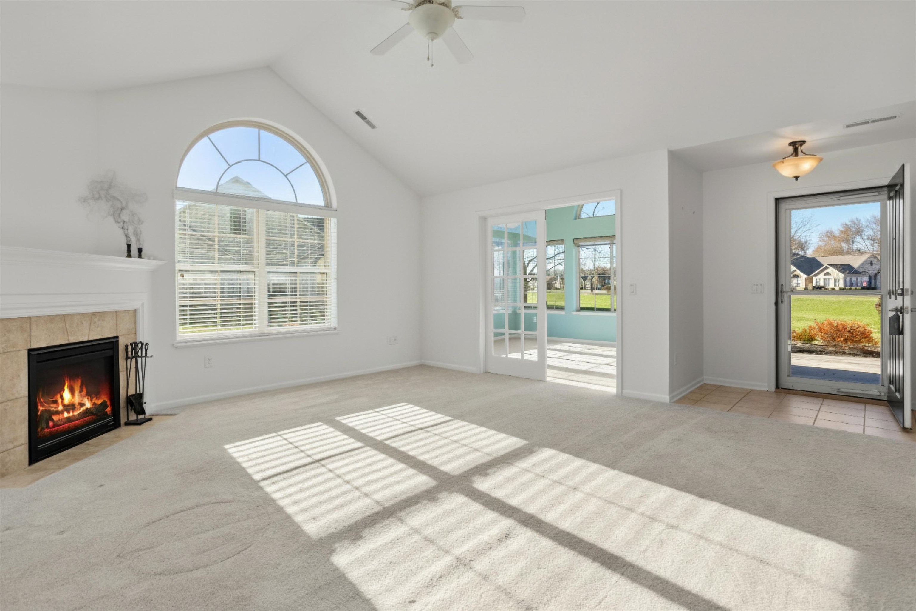 2210 East Tuscany Way Appleton, WI 54913 - Photo 5 of 33