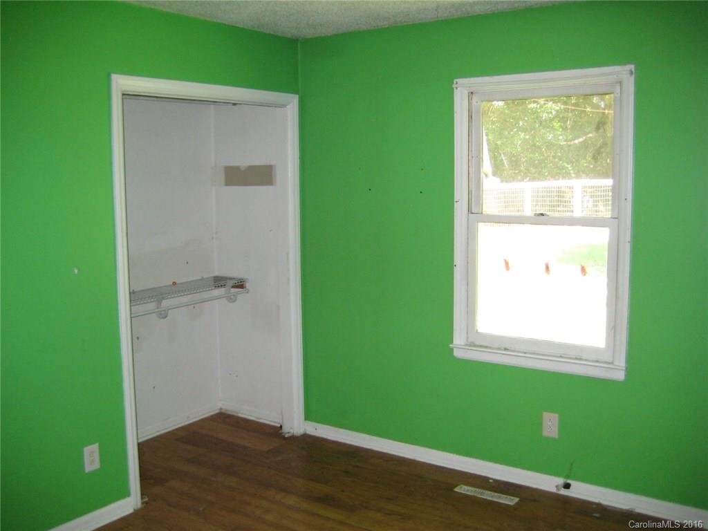 4451 Fair Springs Road Charlotte, NC 28227 - Photo 11 of 21 Gallery Image 11