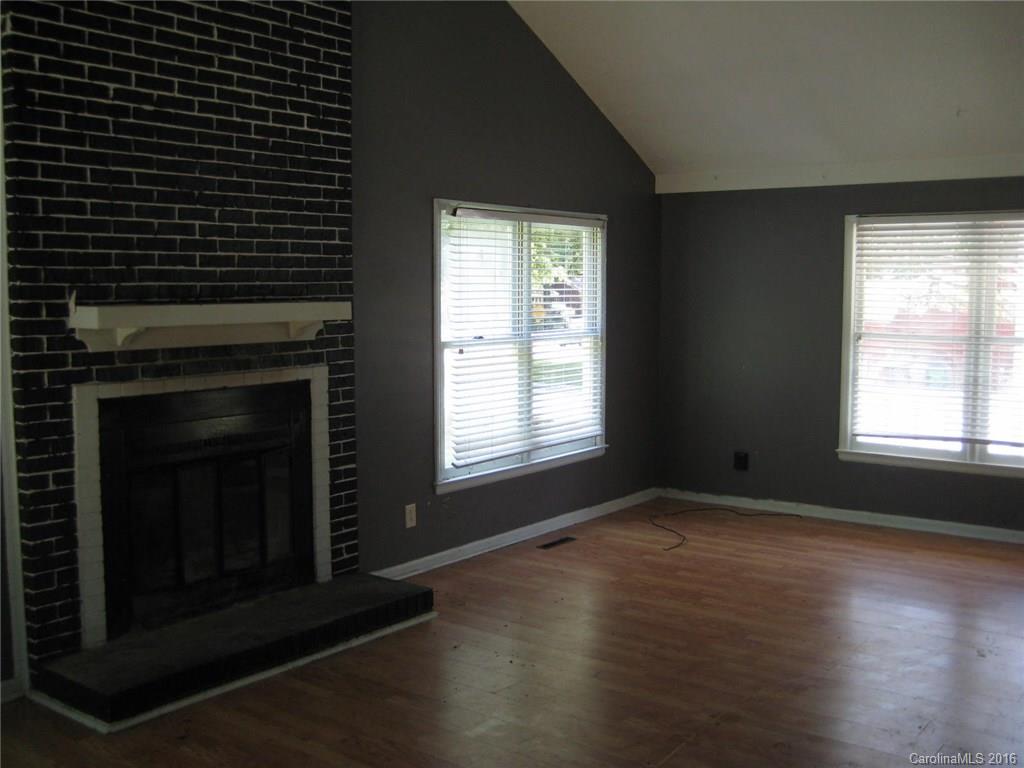 4451 Fair Springs Road Charlotte, NC 28227 - Photo 15 of 21 Gallery Image 15