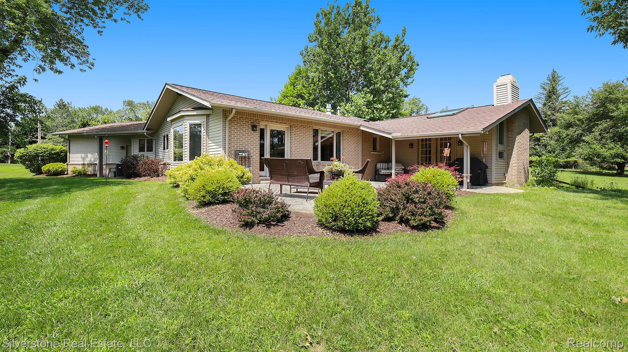 67410 Dequindre Road Washington, MI 48095 - Photo 3 of 48 Gallery Image 3