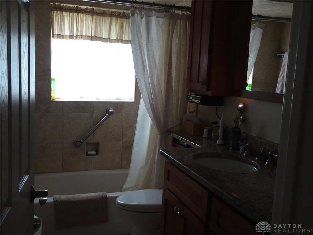 613 Brookfield Road Dayton, OH 45429 - Photo 26 of 27 Gallery Image 26