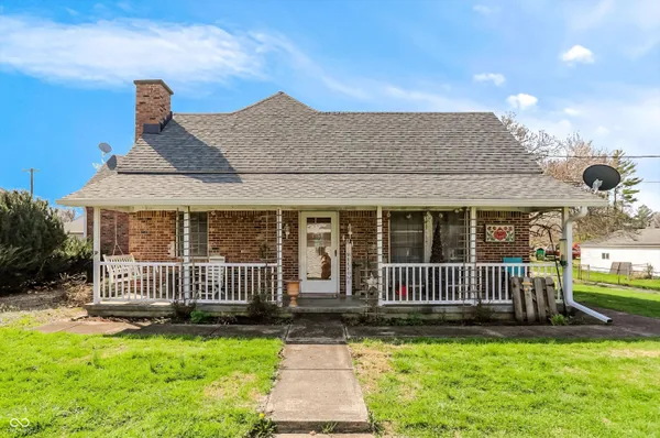 $249,900 | 401 East Pearl Street, Waldron, IN 46182