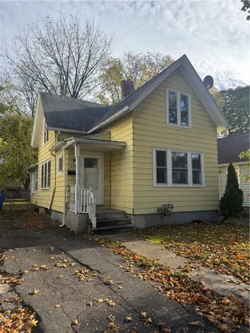 $1,700 | 686 Seward Street, Rochester, NY 14611