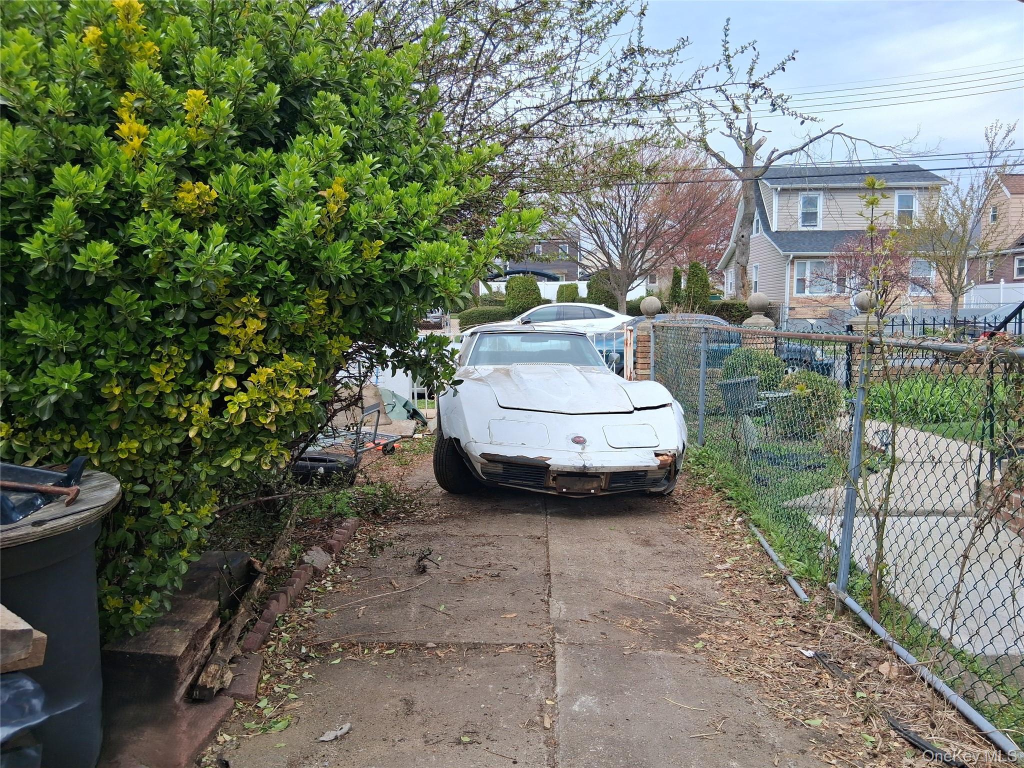 216-24 132nd Road Queens, NY 11413 - Photo 8 of 10