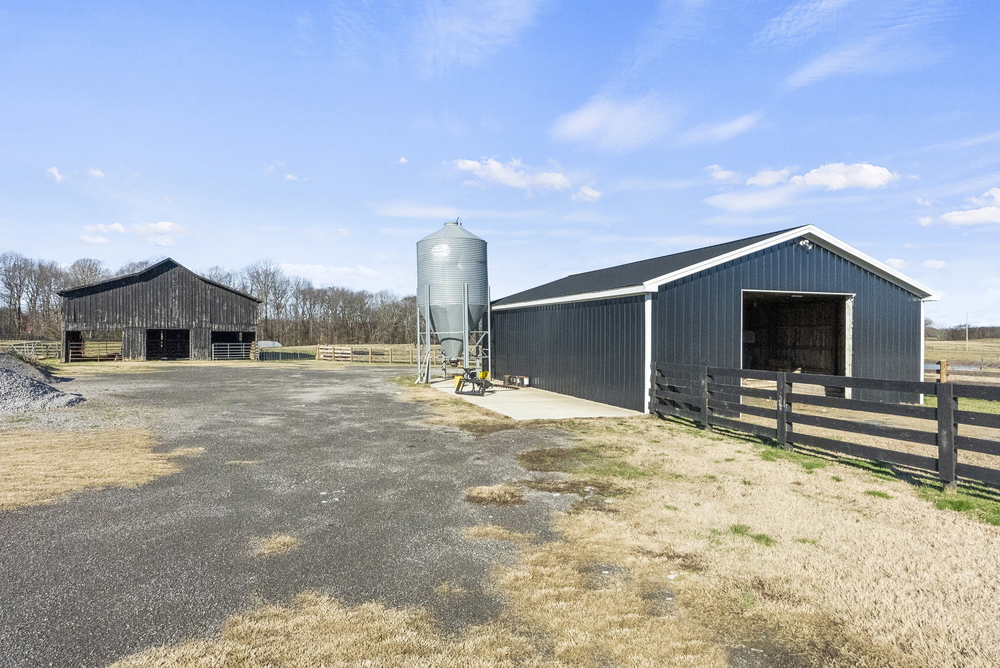 4767 Barren Plains Road Springfield, TN 37172 - Photo 51 of 68 a front view of a house with a yard