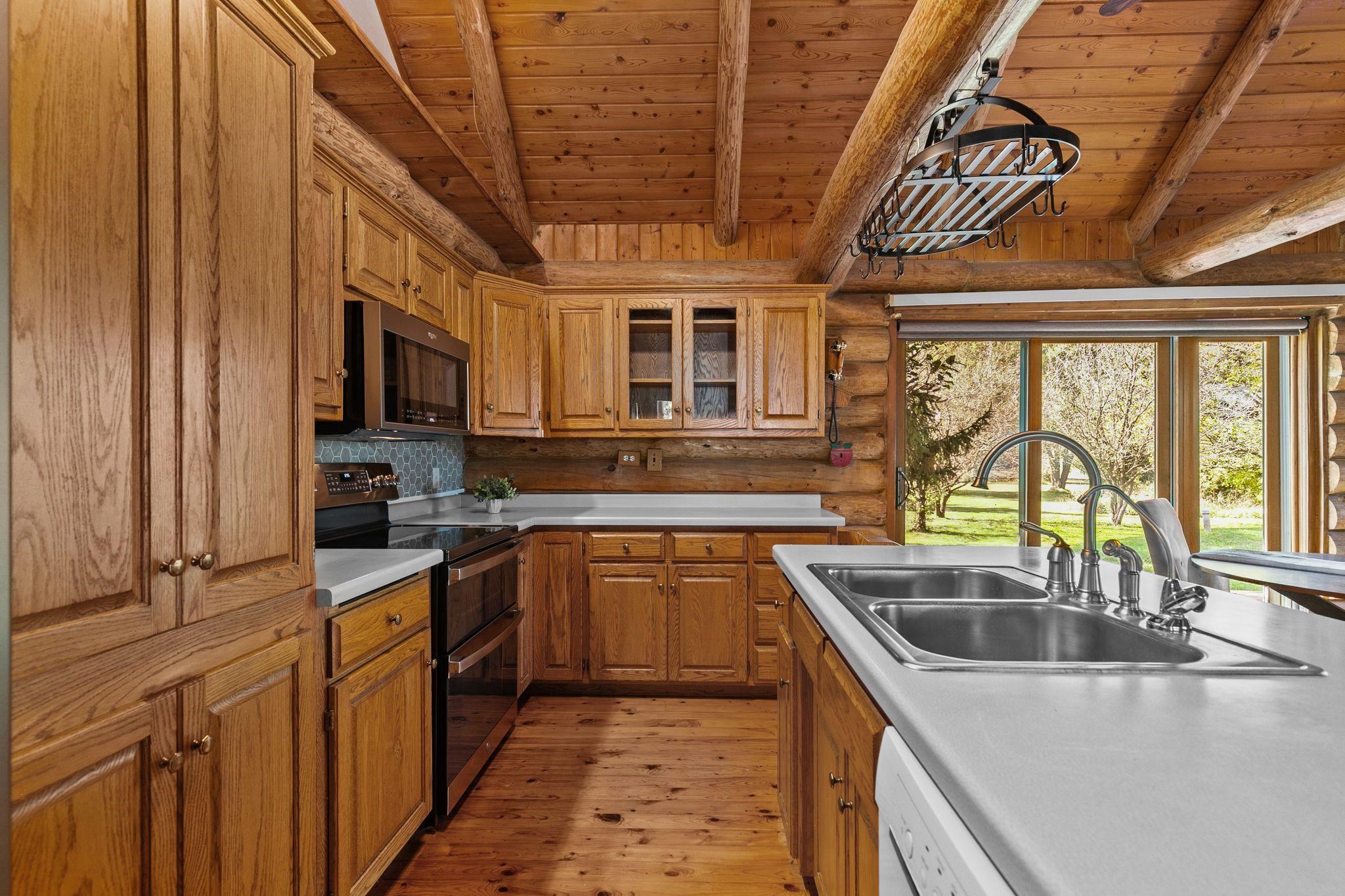 N3873 Anita Wieckert Road Appleton, WI 54913 - Photo 7 of 55