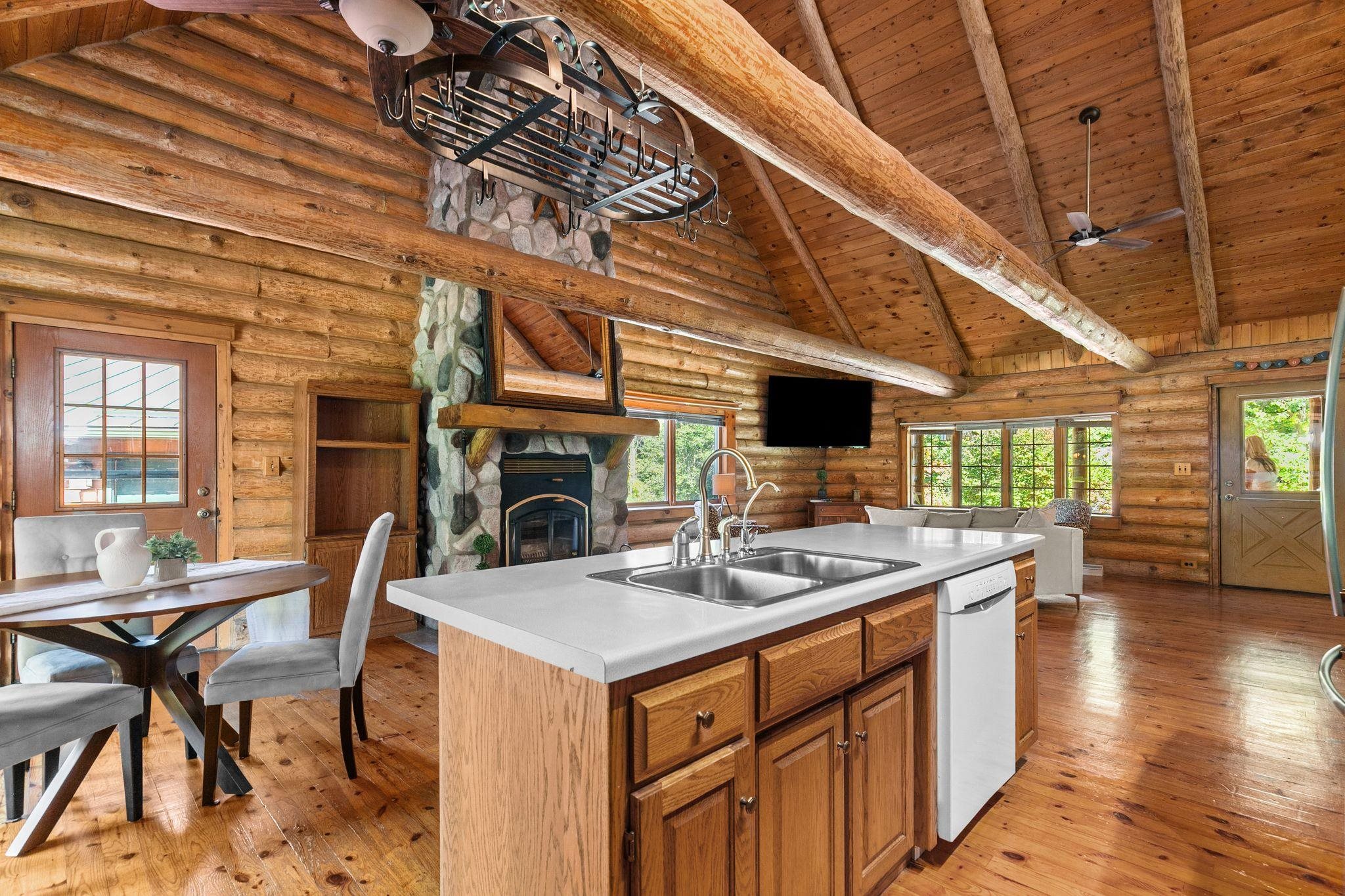 N3873 Anita Wieckert Road Appleton, WI 54913 - Photo 8 of 55