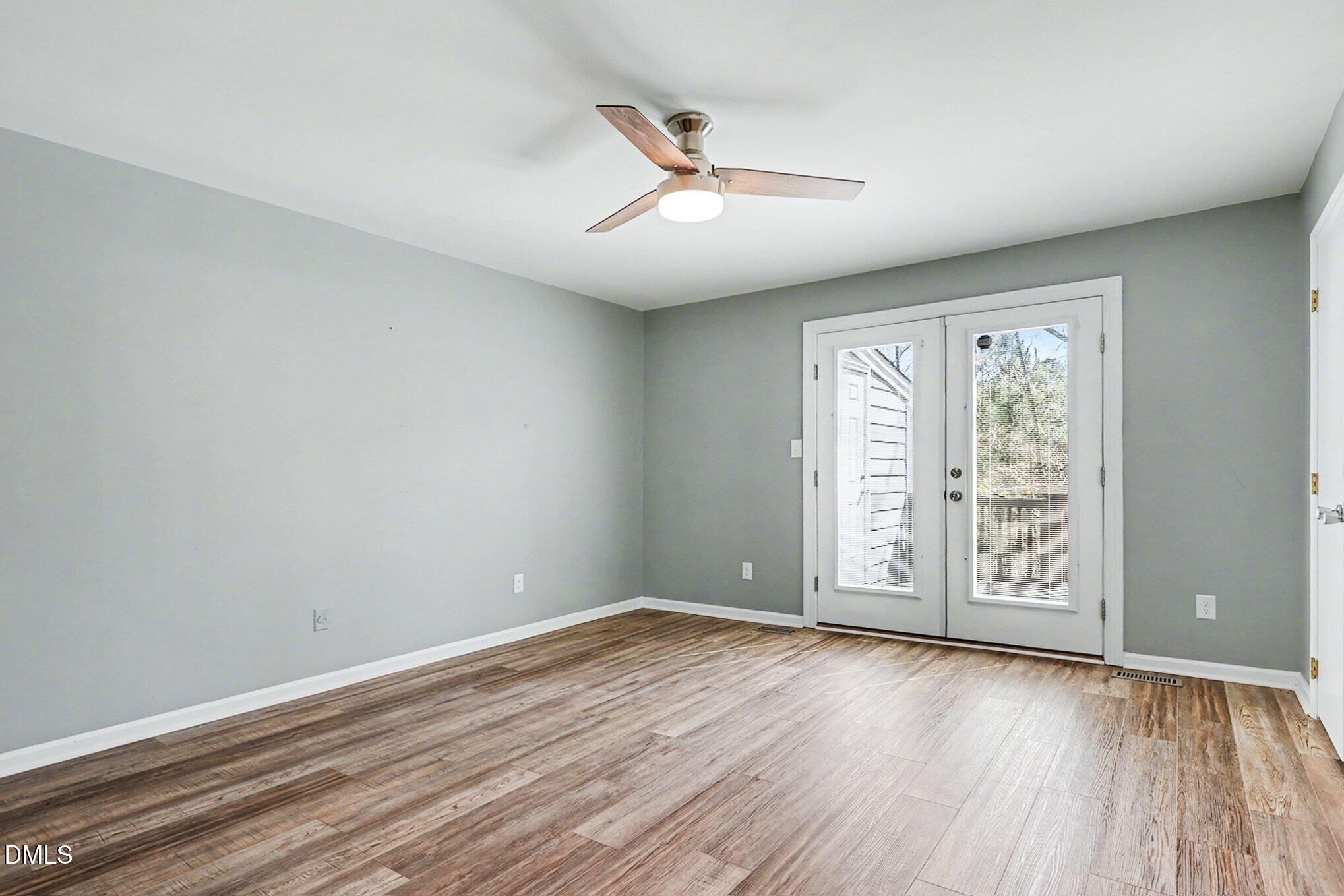 1631 Roanoke Street Raleigh, NC 27606 - Photo 11 of 22 Primary Suite