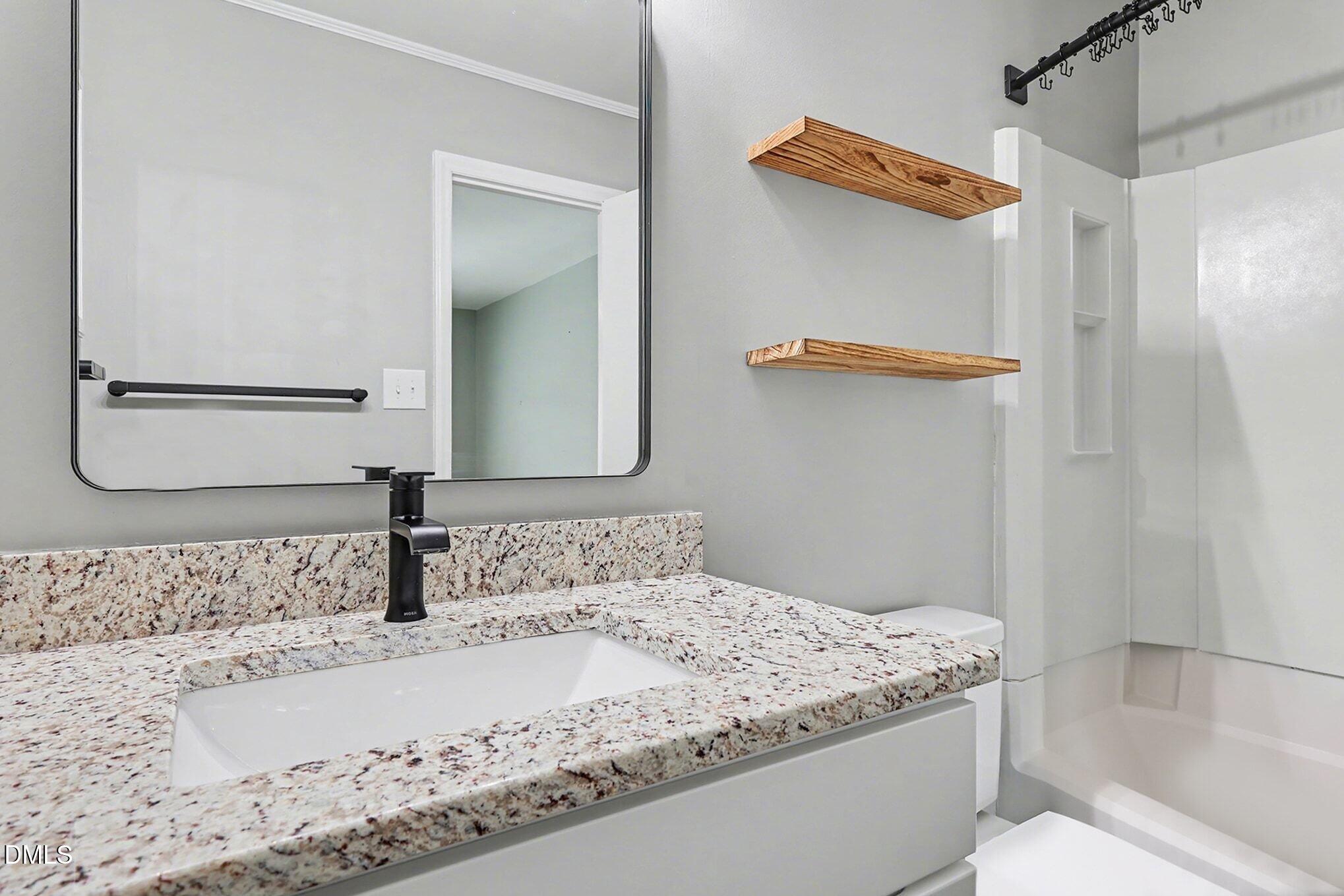 1631 Roanoke Street Raleigh, NC 27606 - Photo 14 of 22 Ensuite