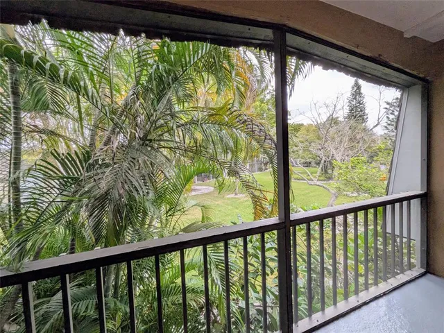 $1,550 | 3101 Oakland Shores Drive, Unit H204, Oakland Park, FL 33309