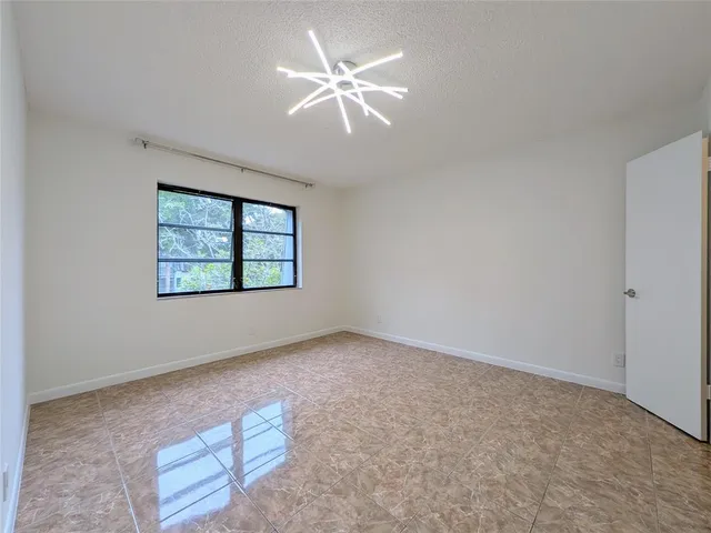 $1,550 | 3101 Oakland Shores Drive, Unit H204, Oakland Park, FL 33309