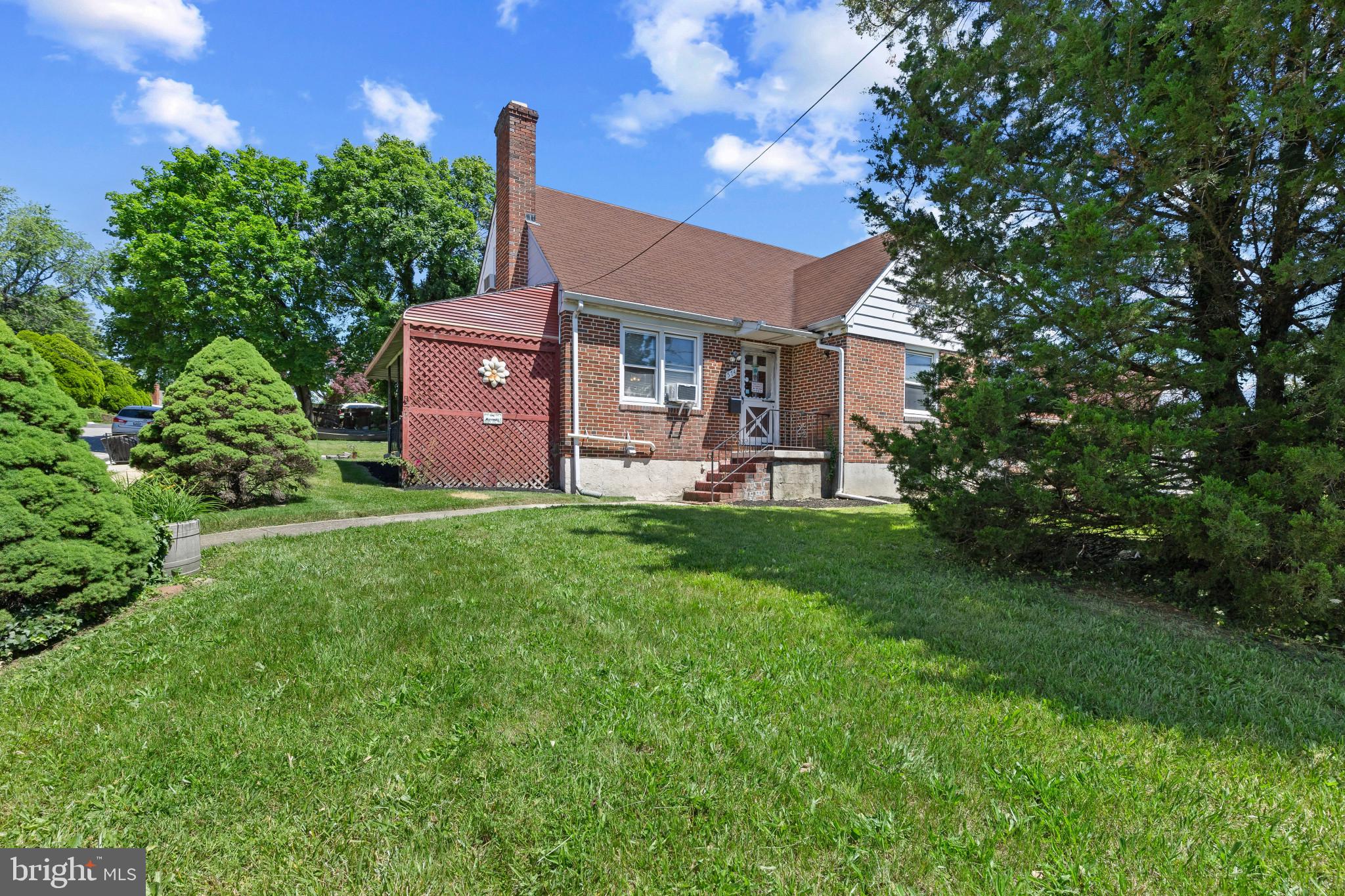 574 Edmondson Avenue Baltimore, MD 21228 - Photo 29 of 30 Yard