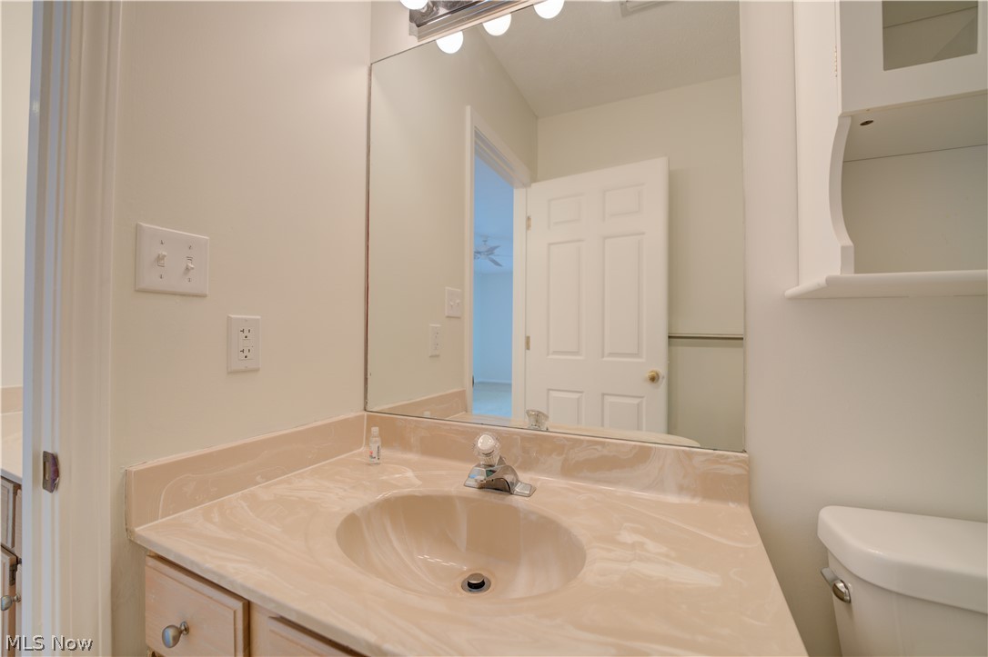 22481 Center Ridge Road, Unit 101 Rocky River, OH 44116 - Photo 27 of 39 Sink inside bathroom