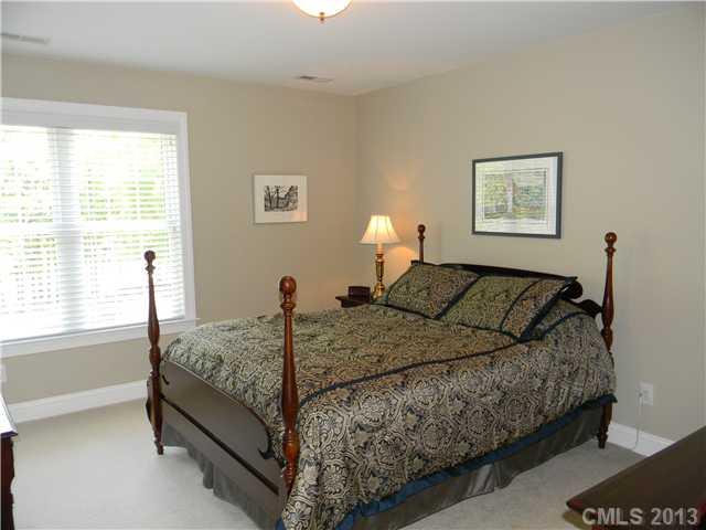 11806 Farnborough Road Huntersville, NC 28078 - Photo 13 of 16 Gallery Image 13