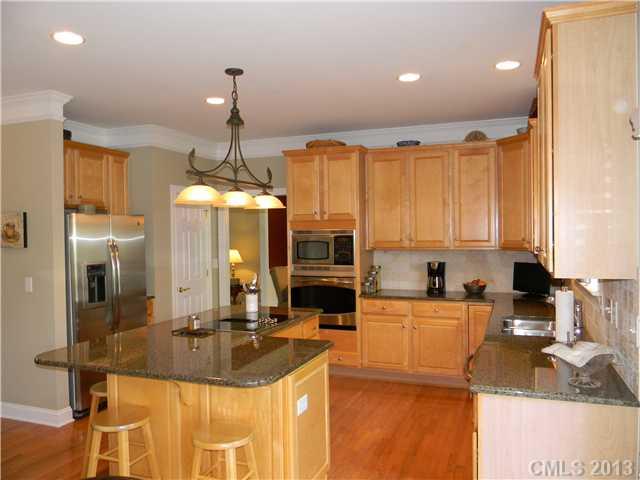 11806 Farnborough Road Huntersville, NC 28078 - Photo 6 of 16 Gallery Image 6