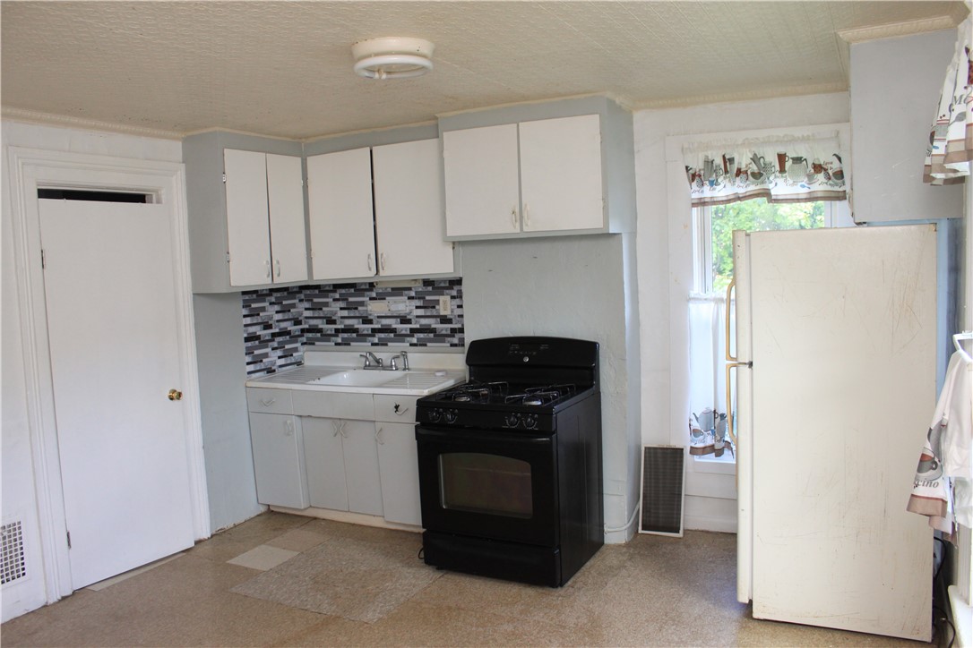 74 Harris Street Rochester, NY 14621 - Photo 11 of 15