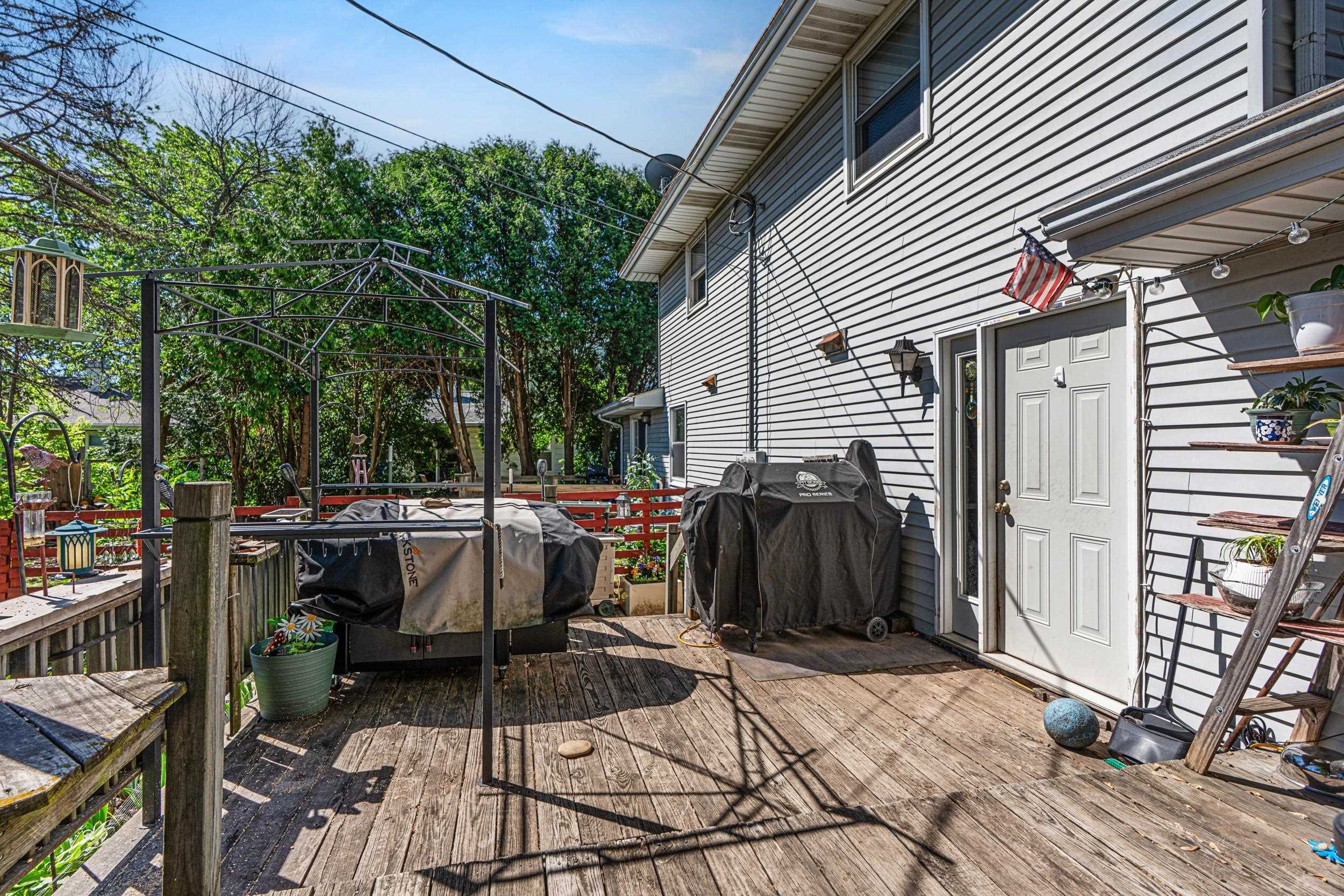 706 North Hawthorne Drive Appleton, WI 54915 - Photo 46 of 64