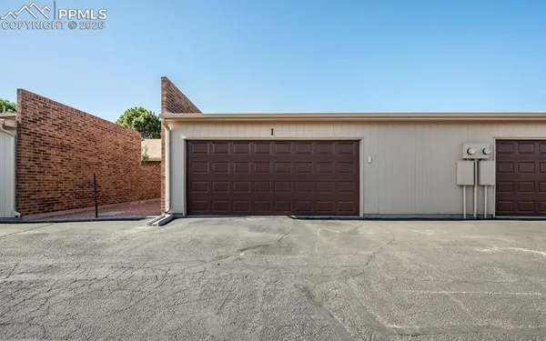$272,500 | 2106 Chatalet Lane, Unit I, Pueblo, CO 81005