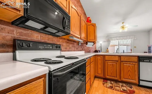 $272,500 | 2106 Chatalet Lane, Unit I, Pueblo, CO 81005