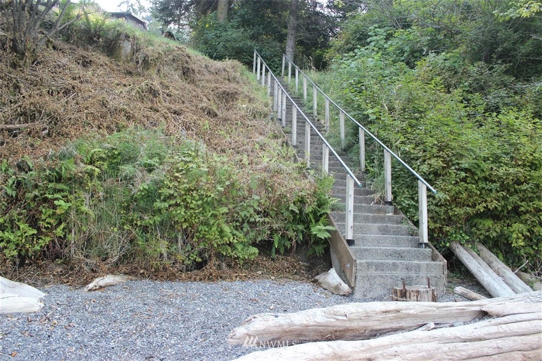 9 Ridgedale Road San Juan Island, WA 98250 - Photo 8 of 14 Gallery Image 8