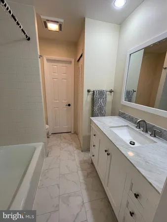 $2,300 | 121 East Chelsea Circle, Newtown Square, PA 19073