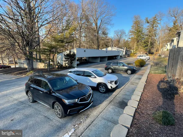 $2,300 | 121 East Chelsea Circle, Newtown Square, PA 19073