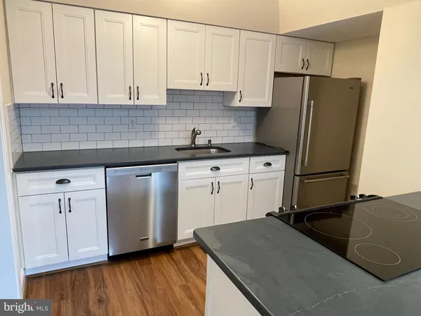 $2,300 | 121 East Chelsea Circle, Newtown Square, PA 19073