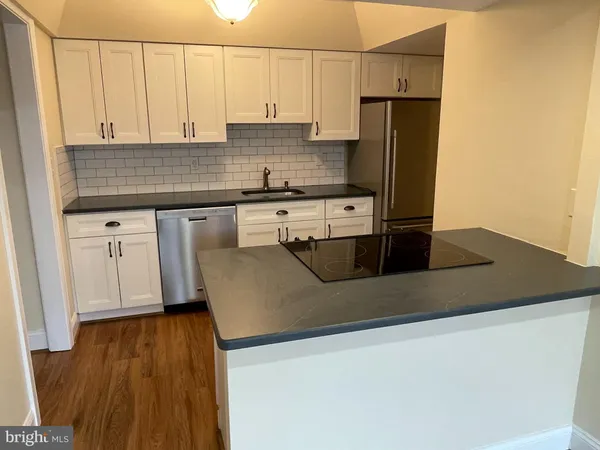 $2,300 | 121 East Chelsea Circle, Newtown Square, PA 19073