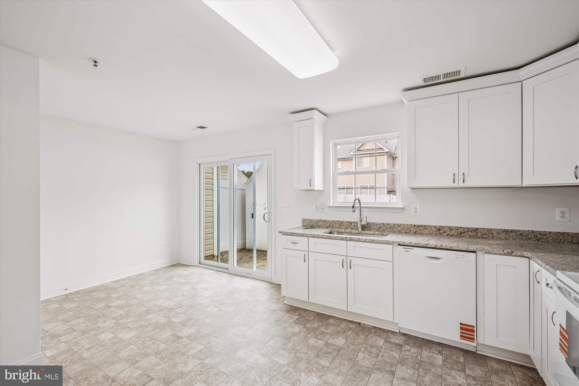 402 Ruddy Duck Court Cambridge, MD 21613 - Photo 12 of 47 Kitchen and Breakfast View