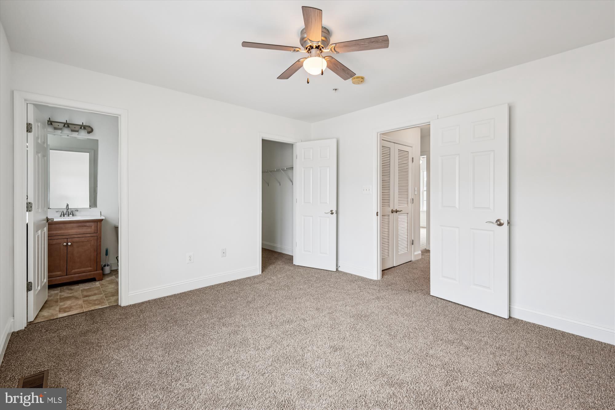 402 Ruddy Duck Court Cambridge, MD 21613 - Photo 19 of 47 Primary Bedroom