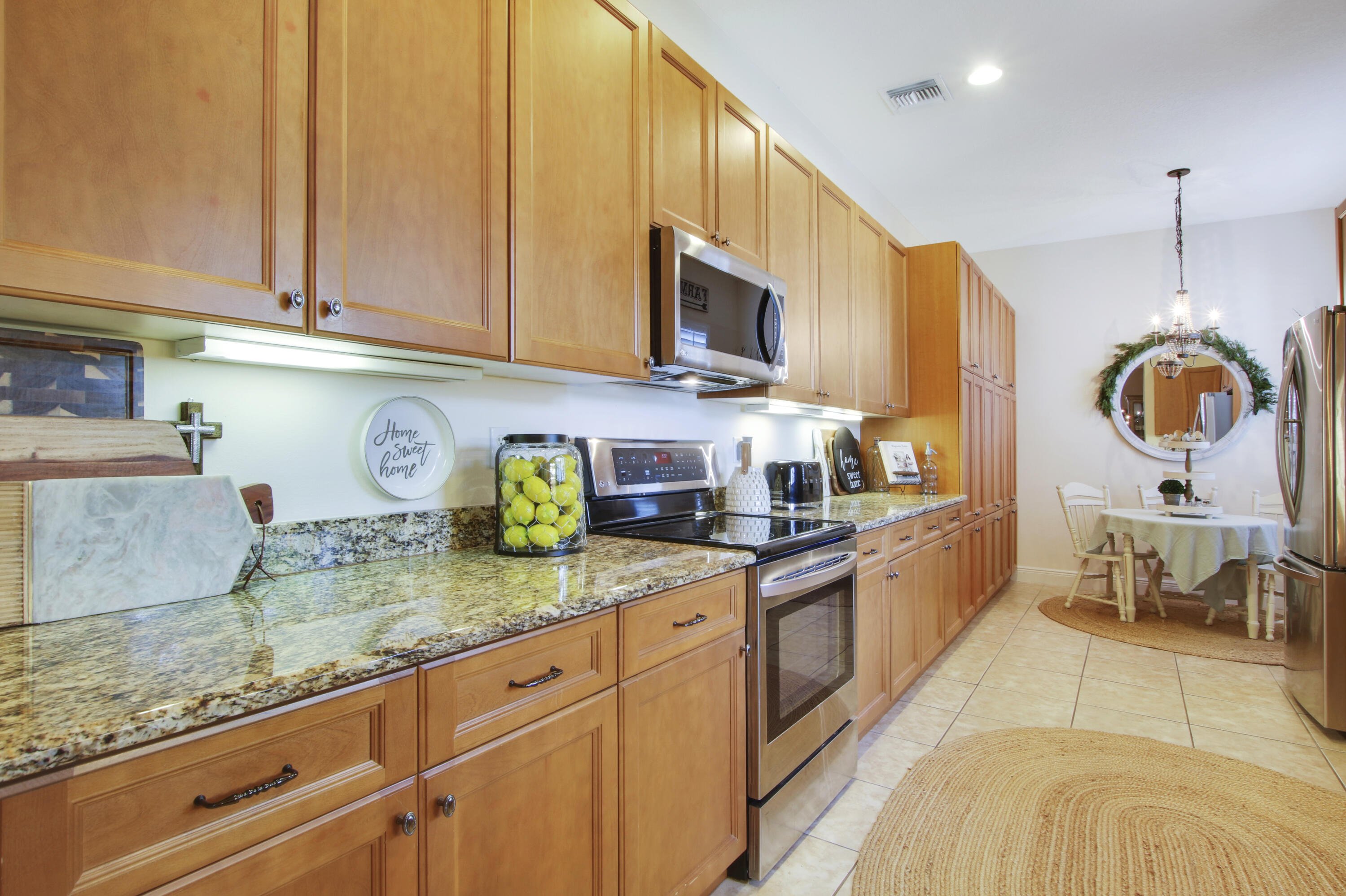 110 Inkberry Drive Jupiter, FL 33458 - Photo 13 of 40 Kitchen