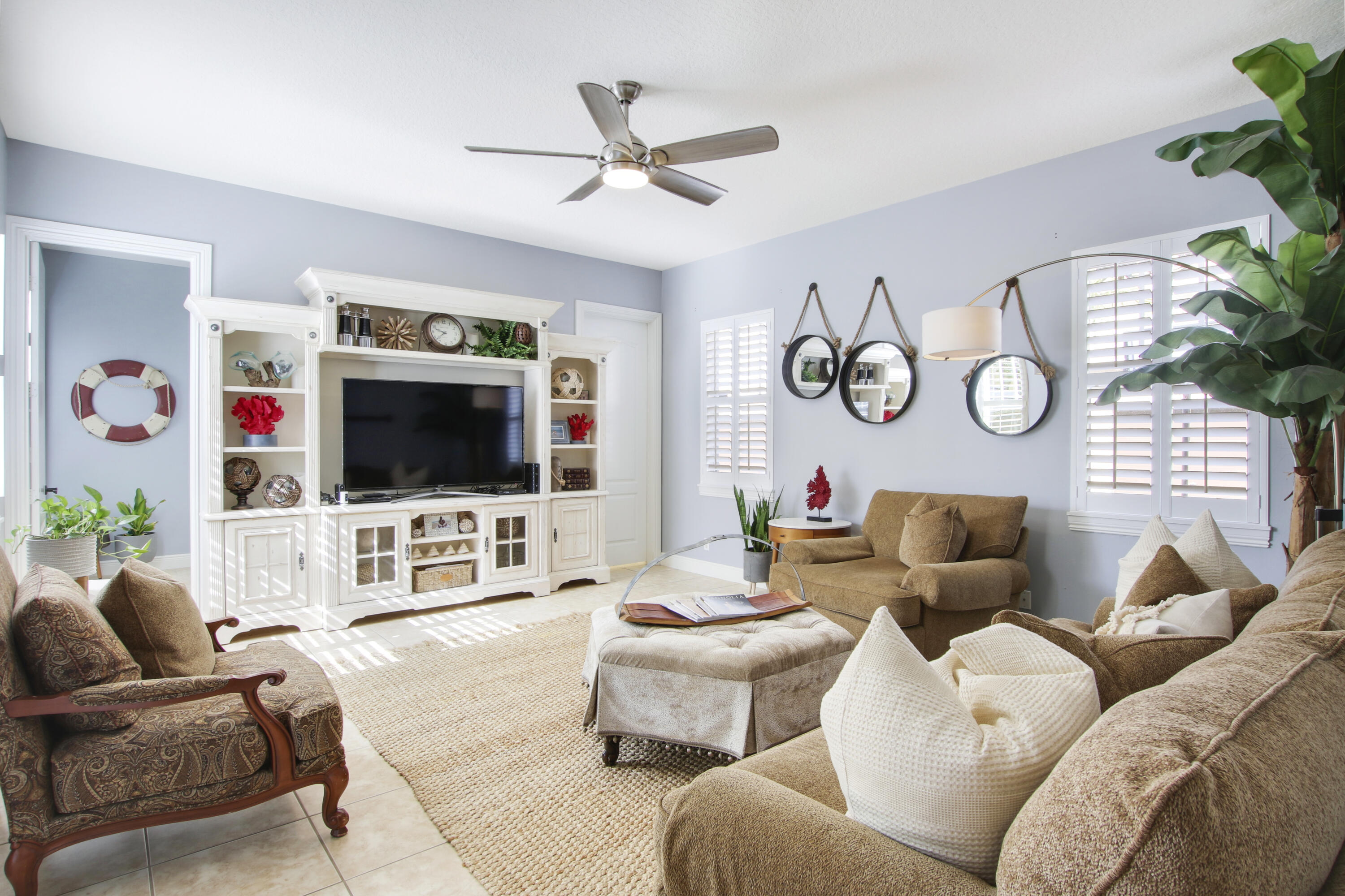 110 Inkberry Drive Jupiter, FL 33458 - Photo 16 of 40 Family room
