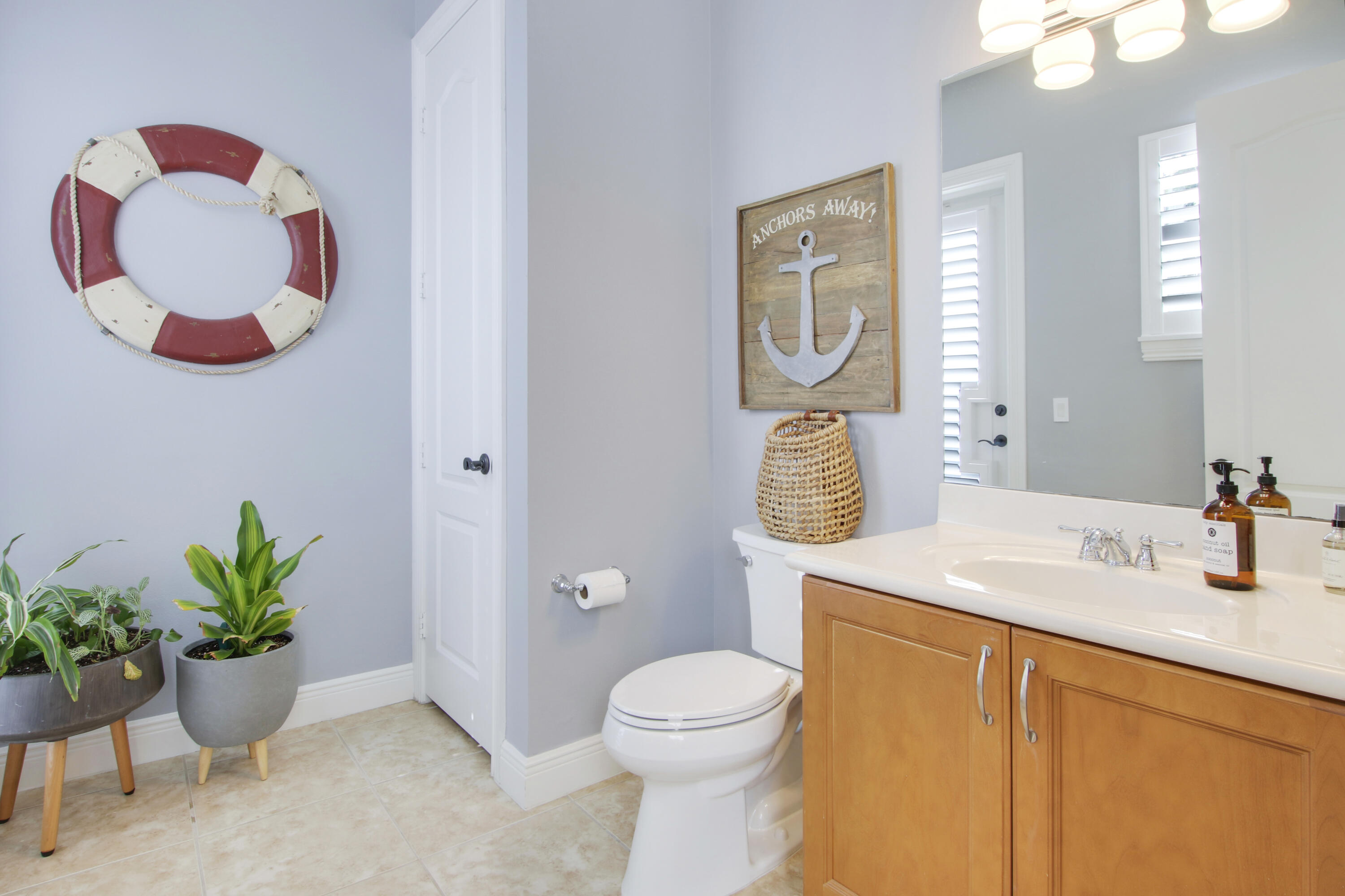 110 Inkberry Drive Jupiter, FL 33458 - Photo 18 of 40 Half bath
