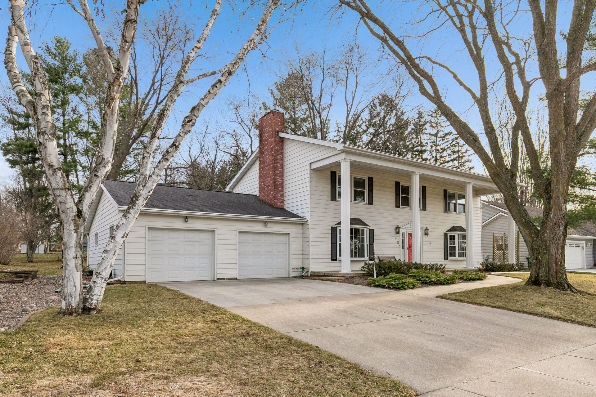 1812 7th Street Southwest Rochester, MN 55902 - Photo 2 of 64