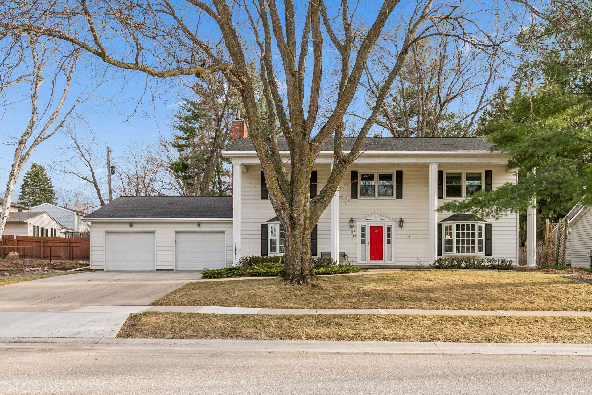 1812 7th Street Southwest Rochester, MN 55902 - Photo 3 of 64